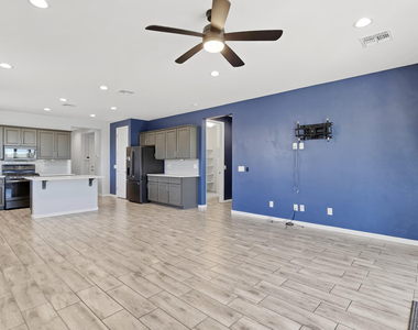15650 W Morning Glory Street - Photo Thumbnail 20