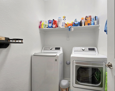 15650 W Morning Glory Street - Photo Thumbnail 14