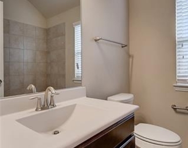 312 Chamberlain Drive - Photo Thumbnail 13