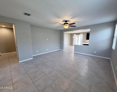 20432 W Carlton Mnr -- - Photo Thumbnail 36