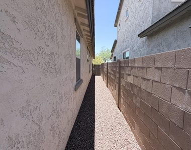 20432 W Carlton Mnr -- - Photo Thumbnail 35