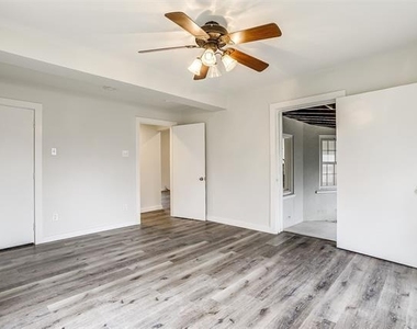 5437 Sam Calloway Road - Photo Thumbnail 16
