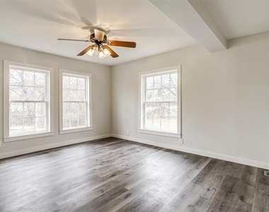 5437 Sam Calloway Road - Photo Thumbnail 18