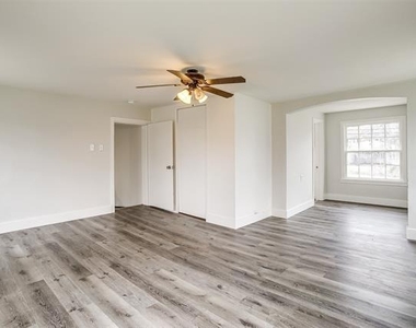 5437 Sam Calloway Road - Photo Thumbnail 24