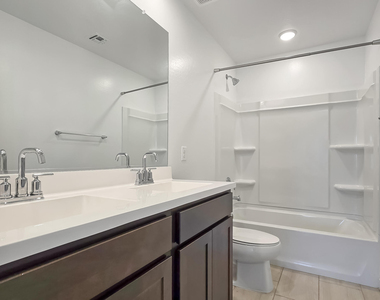 3349 S 179th Drive - Photo Thumbnail 19