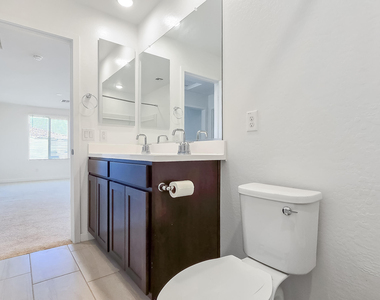 3349 S 179th Drive - Photo Thumbnail 20