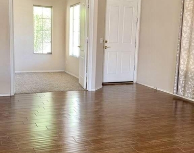 6450 S Nash Way - Photo Thumbnail 7