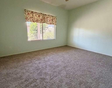 6450 S Nash Way - Photo Thumbnail 11