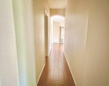 6450 S Nash Way - Photo Thumbnail 8