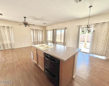 6450 S Nash Way - Photo Thumbnail 3