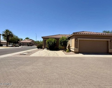 6450 S Nash Way - Photo Thumbnail 2