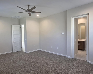 10441 W Melinda Lane - Photo Thumbnail 25