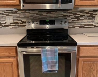 15136 W Corral Drive - Photo Thumbnail 8