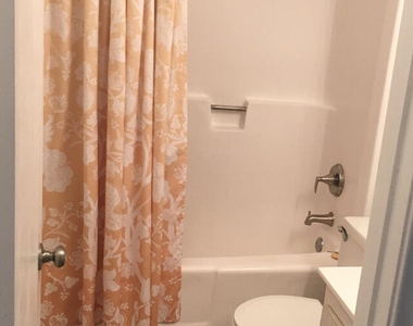 5186 Ne 6th Avenue - Photo Thumbnail 4