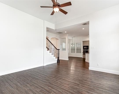 4738 Coyote Trail - Photo Thumbnail 8