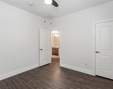 4738 Coyote Trail - Photo Thumbnail 24