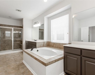 4738 Coyote Trail - Photo Thumbnail 32