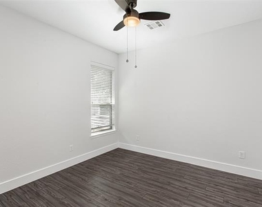 4738 Coyote Trail - Photo Thumbnail 23