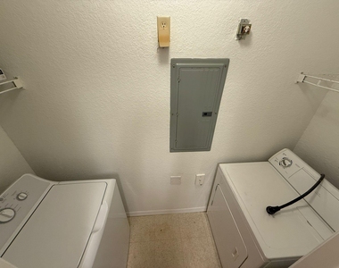 106 Sw Peacock Boulevard - Photo Thumbnail 24
