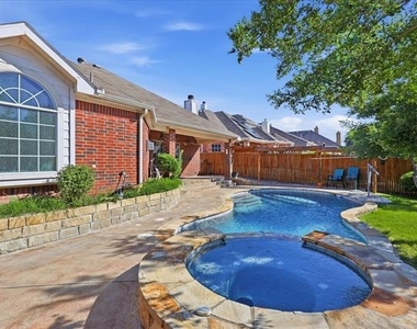 9112 Steiner Street - Photo Thumbnail 22