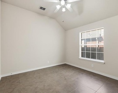 9112 Steiner Street - Photo Thumbnail 16