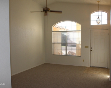 19455 N 34th Street - Photo Thumbnail 2