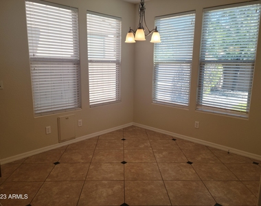 31111 N 136th Lane - Photo Thumbnail 7