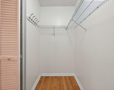 707 Stonewood Court - Photo Thumbnail 19