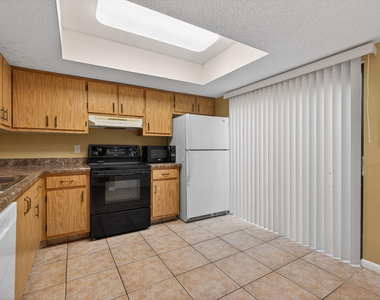 707 Stonewood Court - Photo Thumbnail 48