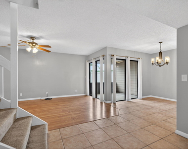707 Stonewood Court - Photo Thumbnail 38