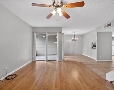 707 Stonewood Court - Photo Thumbnail 42