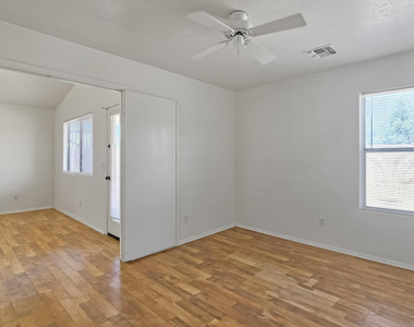 1221 N 161st Avenue - Photo Thumbnail 20