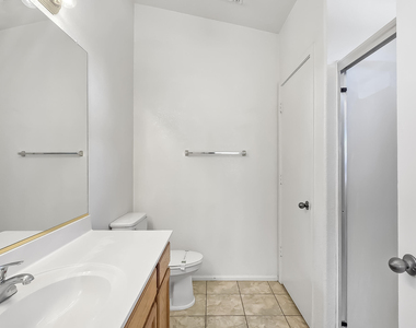 1221 N 161st Avenue - Photo Thumbnail 12