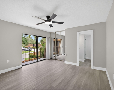 246 Charter Way - Photo Thumbnail 10