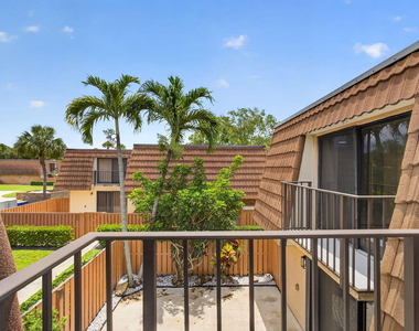 246 Charter Way - Photo Thumbnail 14