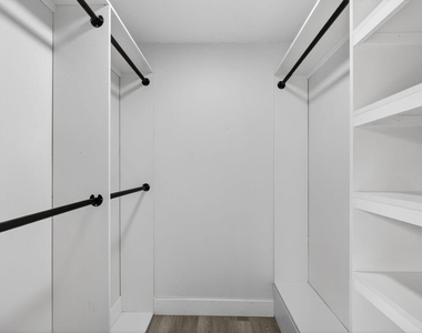 246 Charter Way - Photo Thumbnail 11