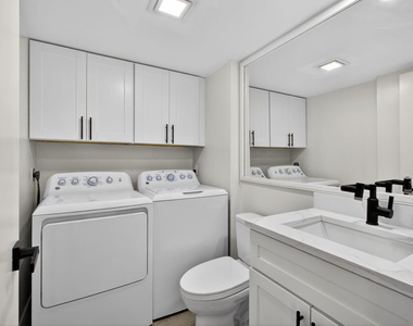 246 Charter Way - Photo Thumbnail 5