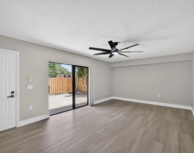 246 Charter Way - Photo Thumbnail 6