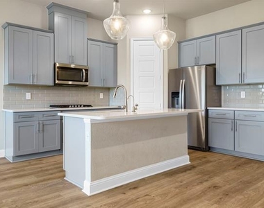 12972 Rockham Lane - Photo Thumbnail 6