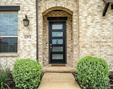 12972 Rockham Lane - Photo Thumbnail 2
