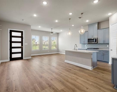 12972 Rockham Lane - Photo Thumbnail 4