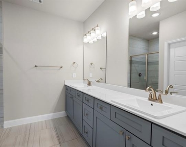 12972 Rockham Lane - Photo Thumbnail 17