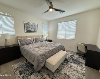 2658 S Harmony Avenue - Photo Thumbnail 18