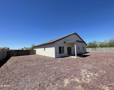 11176 W Cambria Circle - Photo Thumbnail 13