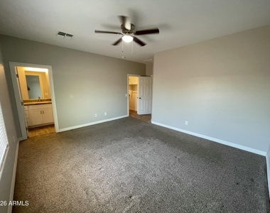 11176 W Cambria Circle - Photo Thumbnail 7