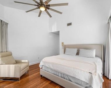 2470 Sandstone Court - Photo Thumbnail 10