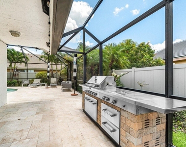 2470 Sandstone Court - Photo Thumbnail 15