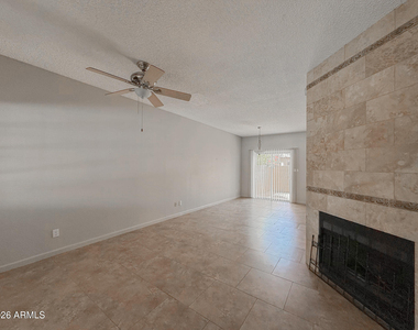 1935 W Morten Avenue - Photo Thumbnail 3