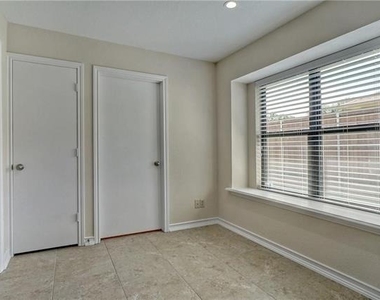 753 Eagle Drive - Photo Thumbnail 12