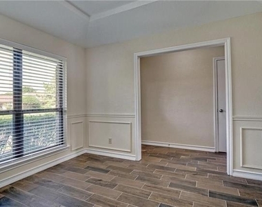 753 Eagle Drive - Photo Thumbnail 7